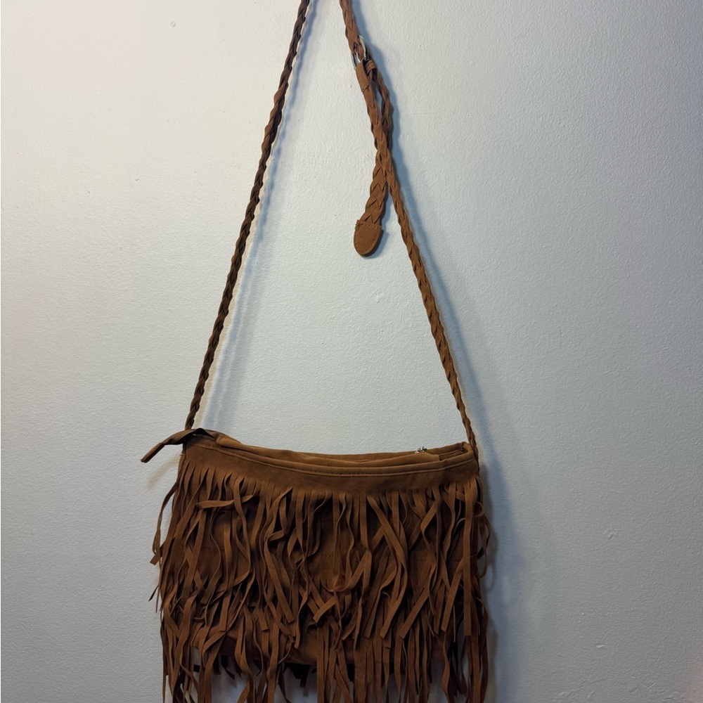 Stylish Brown Fringe Shoulder Bag - Picture 6 of 6